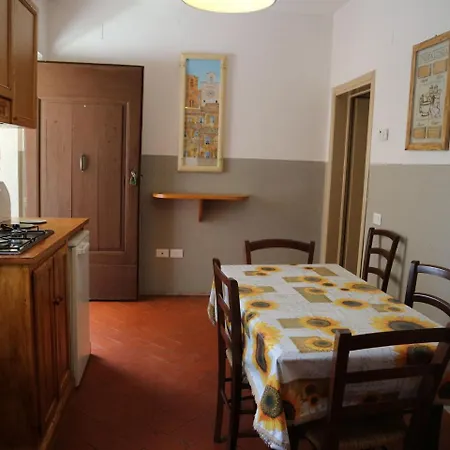 Cozy Holiday In Tuscany Near Forest Semesterbostad
